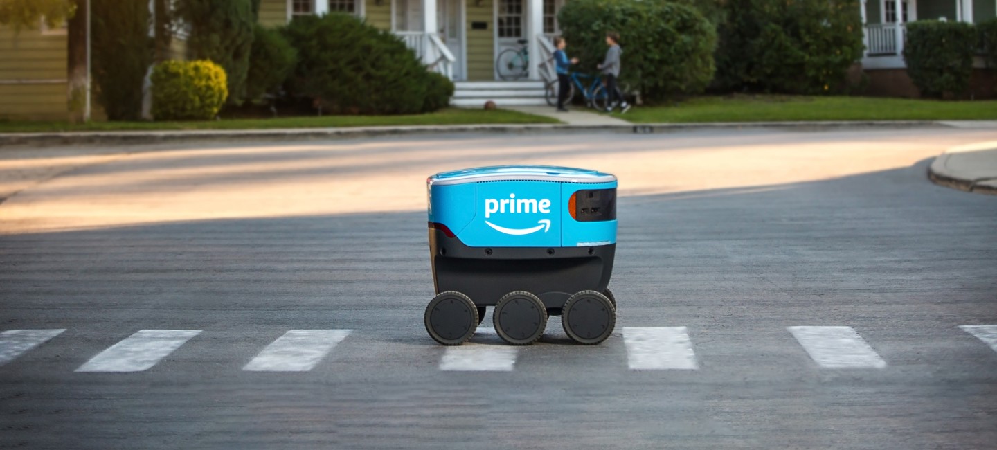 Scout, el robot de entregas de Amazon llega a Atlanta
